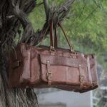 Montaro Leather Weekender Bag - Image 4