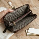 leather wallet for women with zipper compartments